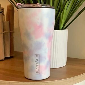 Brumate Nav 22oz  Day Dream Collaboration with Emily Fauver *limited edition*